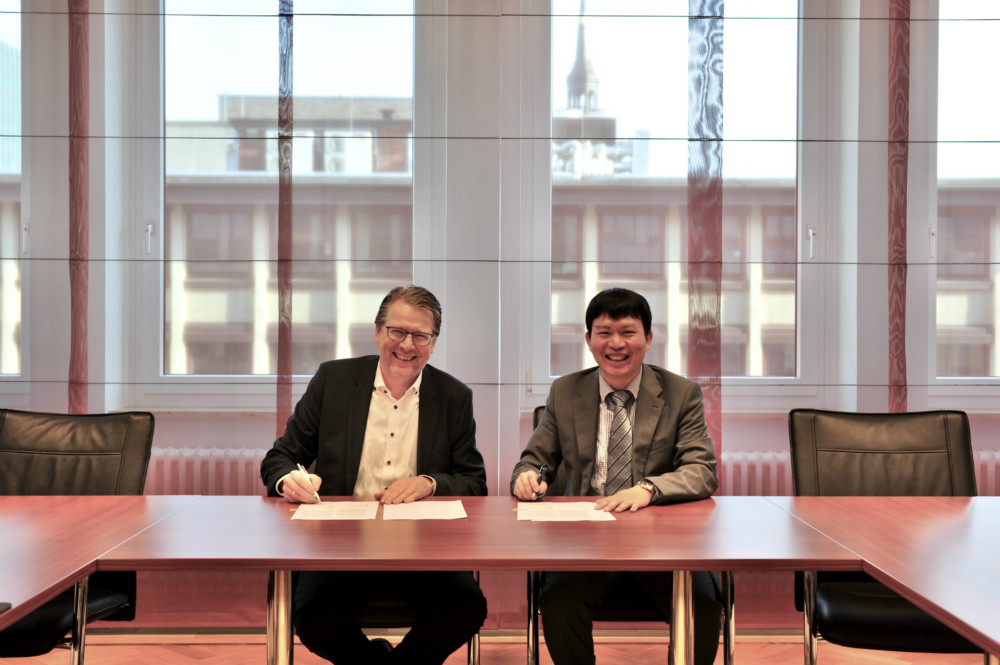 与汉堡港信息公司DAKOSY签署合作协议.jpg